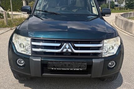 Mitsubishi Pajero 289.000 km 5.500 &euro; Inning am Holz 84416