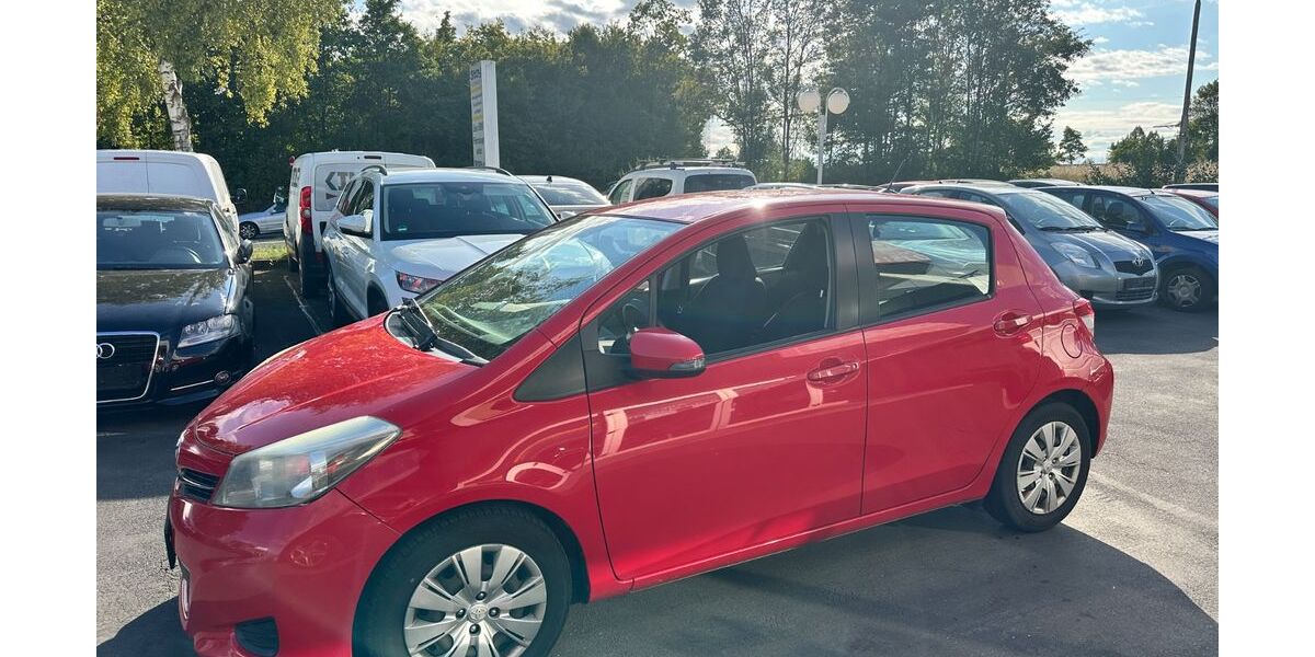 Toyota Yaris 220.000 km 4.600 € Würzburg 97076