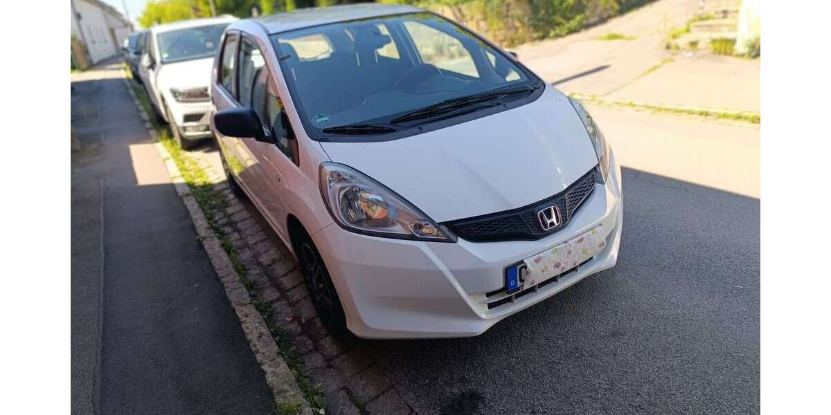 Honda Jazz 76.500 km 5.800 &euro; Cham 93413