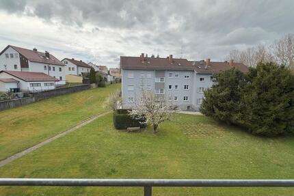 3 Zimmer Wohnung + 12m Dachkammer, Herrenberg Schwarzwaldsiedlung