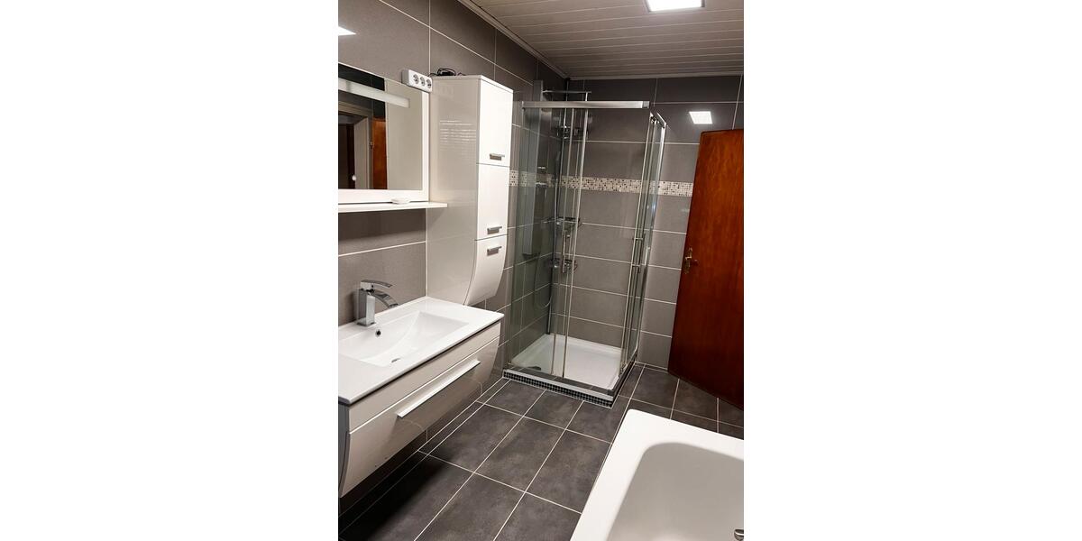 Doppelhaushälfte Gunzenhausen - 4 Zimmer, 100 m&sup2;, 375.000&euro; | Angebot:26512086