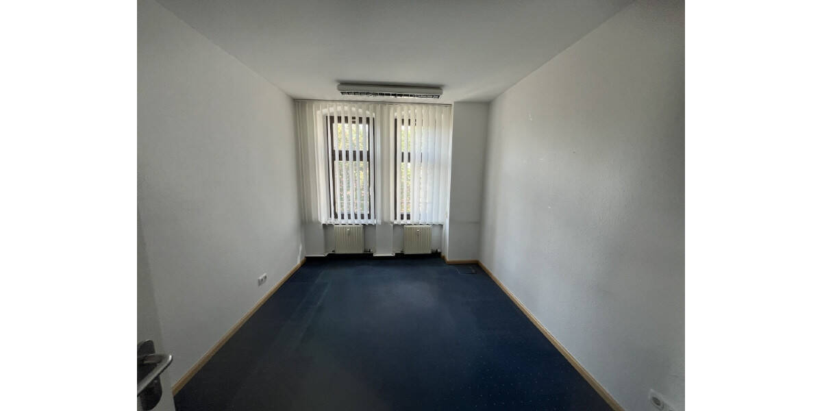 Gewerbeobjekt Chemnitz Adelsberg - 8 Zimmer, 2 m&sup2;, 1.950.000&euro; | Angebot:25738629
