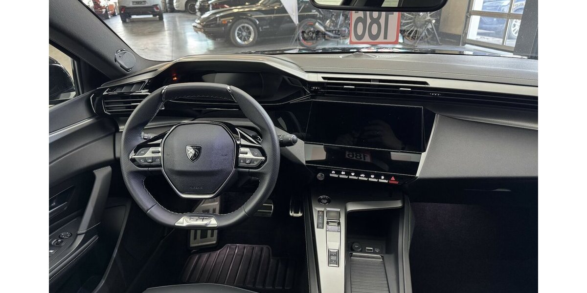 Peugeot 408 GT 225 Plug in Hybrid Massage 360° Cam 34.882 km 27.380 &euro; Lich 35423