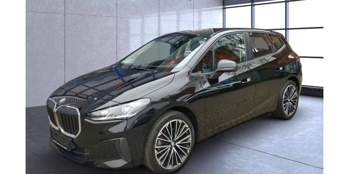 BMW 218 Active Tourer 14.800 km 26.990 &euro; Regensburg 93053