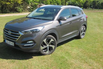 Hyundai TUCSON 113.000 km 14.600 € Bösel 26219
