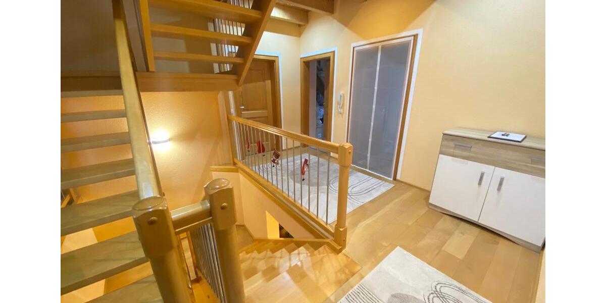 Einfamilienhaus Altenmünster - 6 Zimmer, 225 m&sup2;, 1.900&euro; | Angebot:24610377