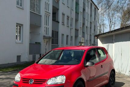 VW Golf 116.000 km 3.300 &euro; Augsburg 86153