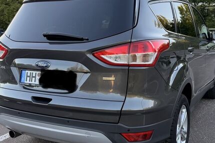 Ford Kuga 78.700 km 9.500 &euro; Hamburg 22559