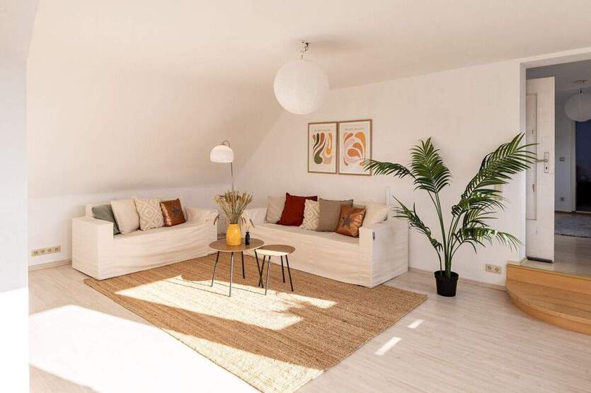 Gemütlich, hell und großzügig! Tolle Eigentumswohnung in Hoisten! 5 zimmer