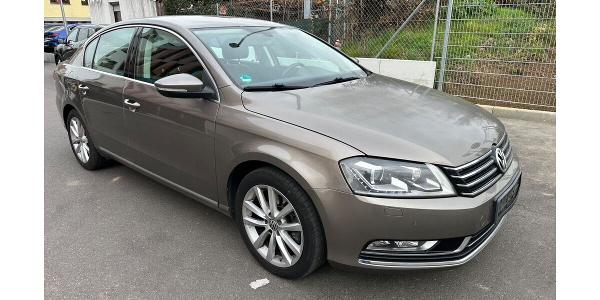 VW Passat 217.000 km 8.999 € Ditzingen 71254