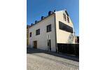 Doppelhaushälfte Treuen - 12 Zimmer, 150 m&sup2;, 180.000&euro; | Angebot:25656852