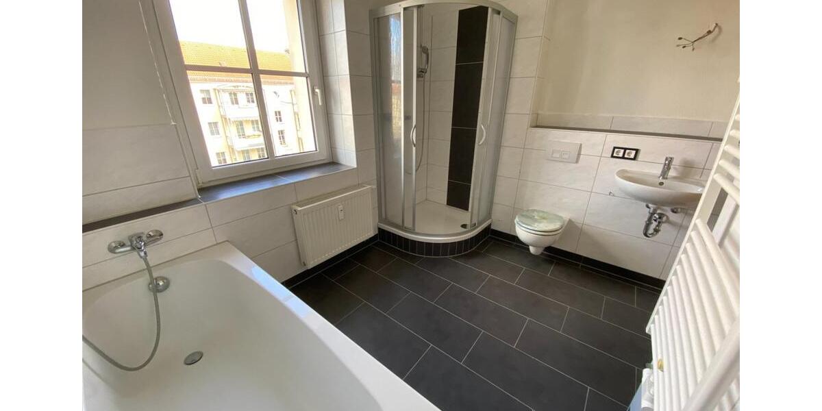 Etagenwohnung Kamenz - 2 Zimmer, 65 m&sup2;, 430&euro; | Angebot:25867454