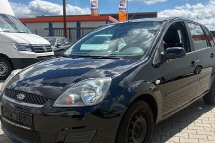 Ford Fiesta 225.000 km 1.999 &euro; Eichenzell 36124