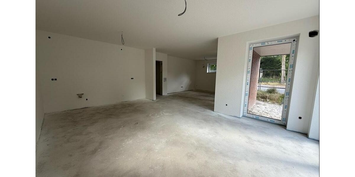 Erdgeschoßwohnung Zetel - 3 Zimmer, 102 m&sup2;, 990&euro; | Angebot:24876287