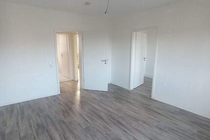 Wohnung Bitterfeld-Wolfen Wolfen - 4 Zimmer, 70 m&sup2;, 476&euro; | Angebot:25094204