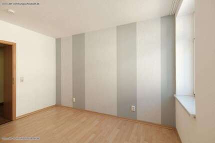 Wohnung Schneeberg - 3 Zimmer, 60 m&sup2;, 360&euro; | Angebot:26449151