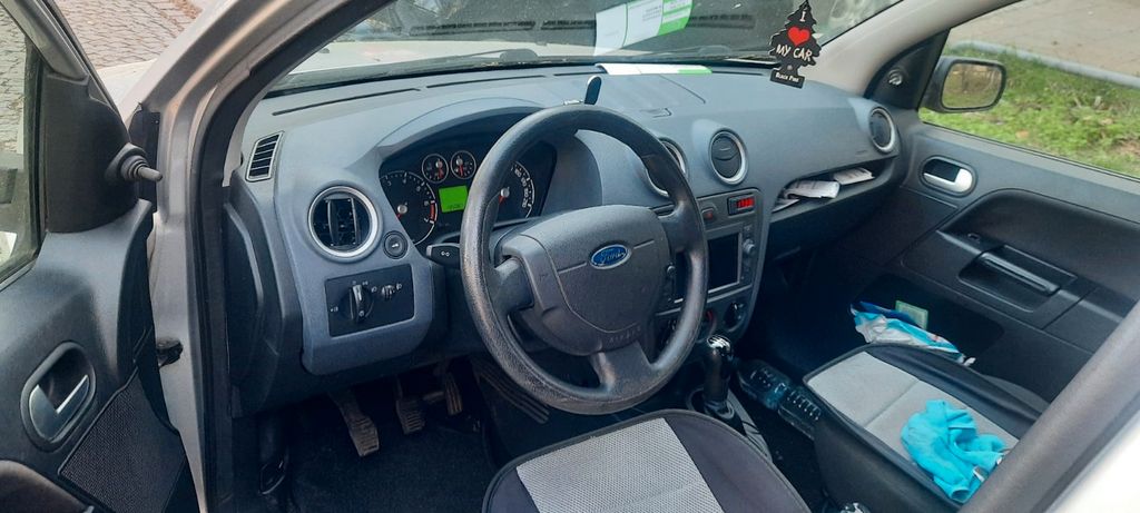 Ford Fusion 135.000 km 1.750 &euro; München 81373