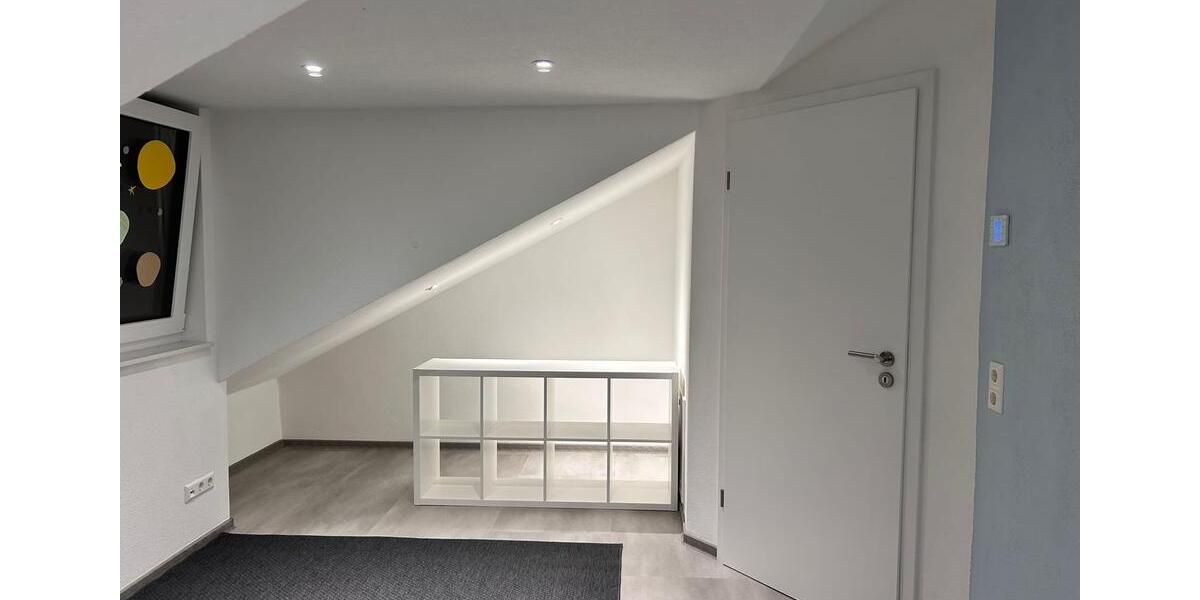 Elegantes Reihenmittelhaus mit 5 Zimmern in Esslingen am Neckar 5 zimmer