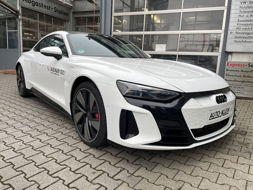 RS e-tron GT