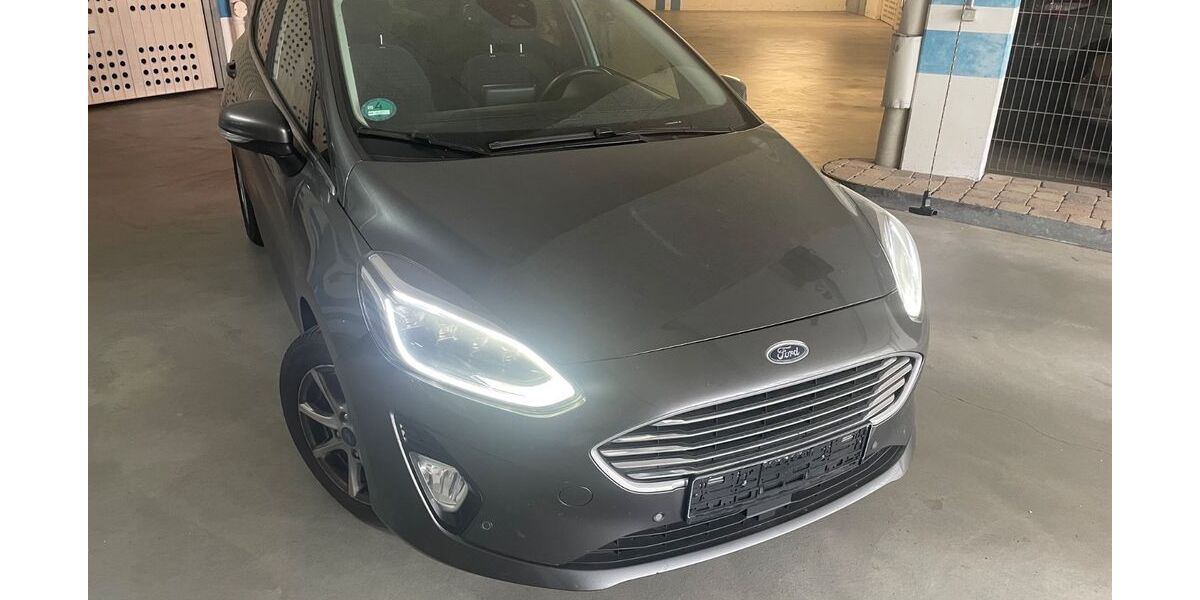Ford Fiesta 21.000 km 13.000 &euro; Waiblingen 71336