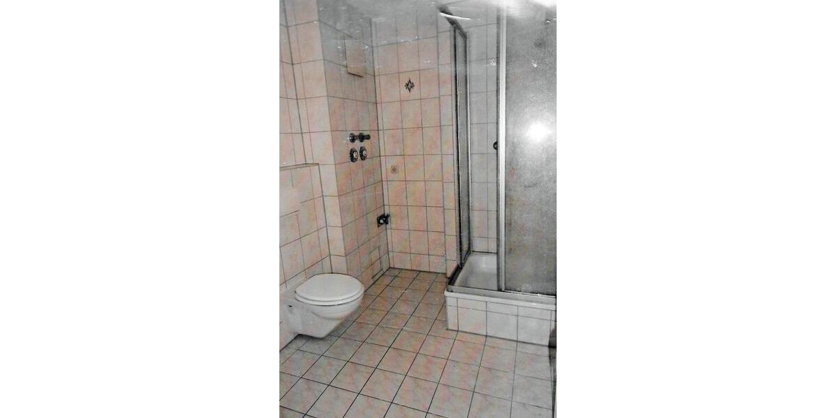 Erdgeschoßwohnung Schmölln - 2 Zimmer, 39 m&sup2;, 39.000&euro; | Angebot:26227088