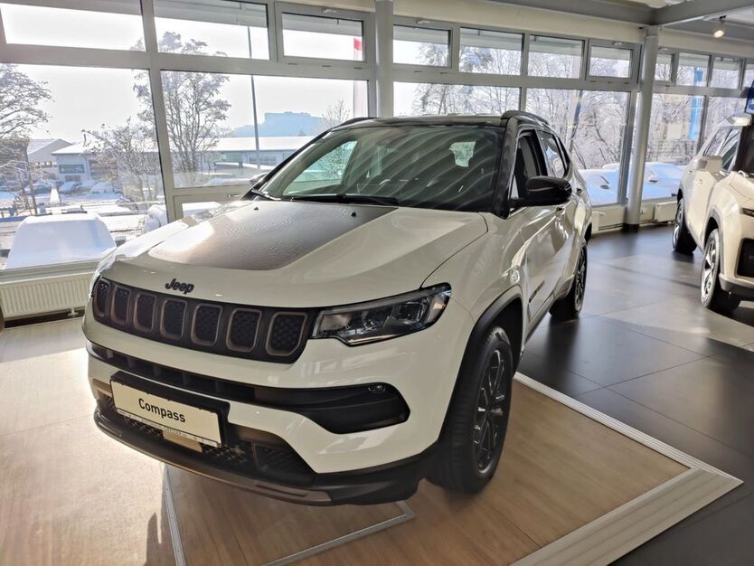 Jeep Compass 1 km 39.490 € Limburg 65549