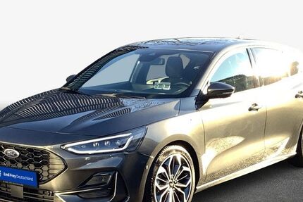 Ford Focus 14.011 km 25.440 &euro; Dresden 01159