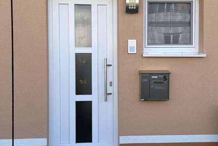 Haus Adelsdorf - 5 Zimmer, 137 m&sup2;, 710.000&euro; | Angebot:26151557