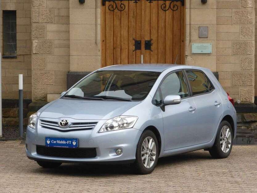 Toyota Auris 59.000 km 10.950 € Bad Breisig 53498