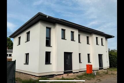 Haus Waren (Müritz) - 4 Zimmer, 111 m&sup2;, 1.600&euro; | Angebot:26085704