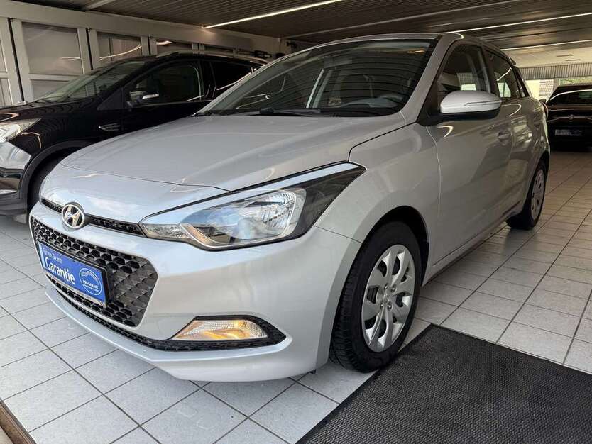 i20