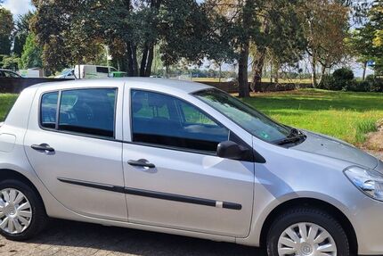 Renault Clio 200.000 km 1.599 € Isernhagen 30916