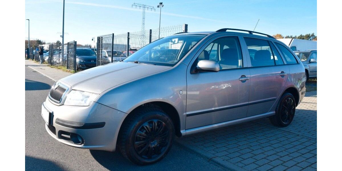 Skoda Fabia 90.900 km 3.499 &euro; Wildau 15745