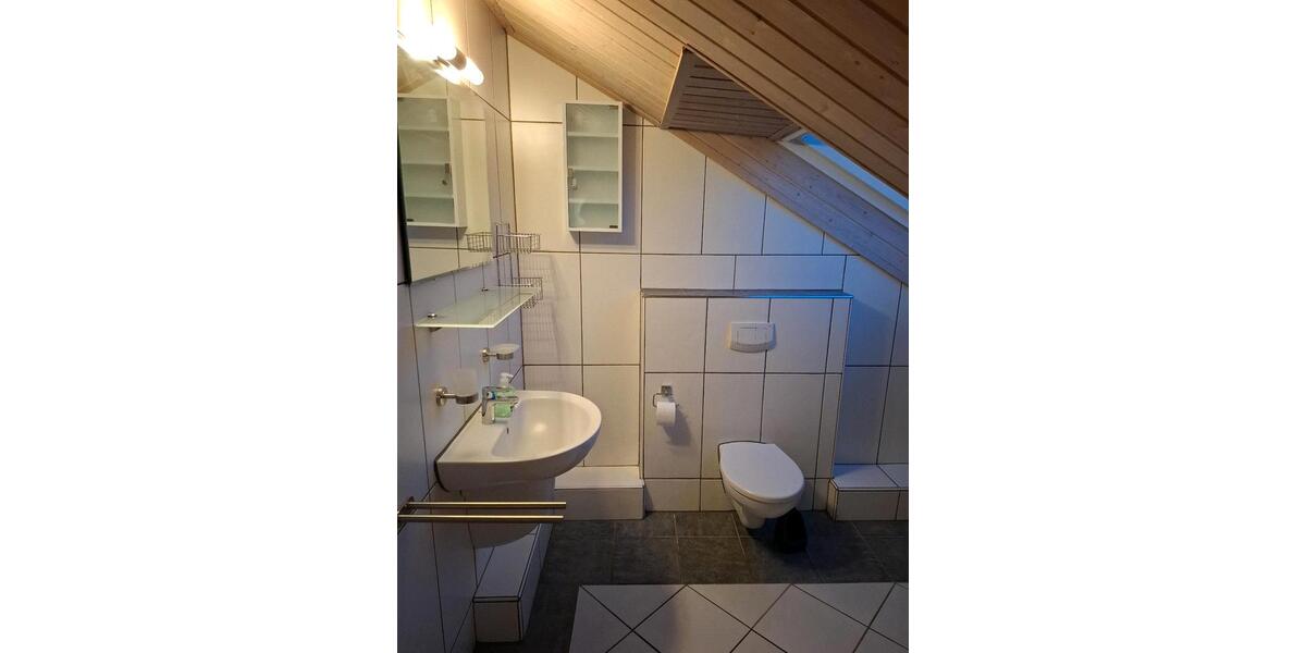 Dachgeschoßwohnung Mönchengladbach West - 2 Zimmer, 58 m&sup2;, 582&euro; | Angebot:25907531