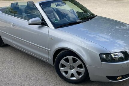 Audi A4 1.8T Leder Klima Navi Xenon Temp.Autom.TÜVneu