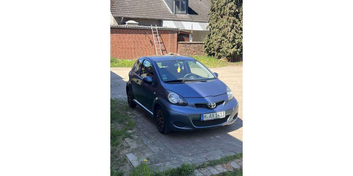 Toyota Aygo 175.000 km 2.200 &euro; Lehrte, Stadt 31275