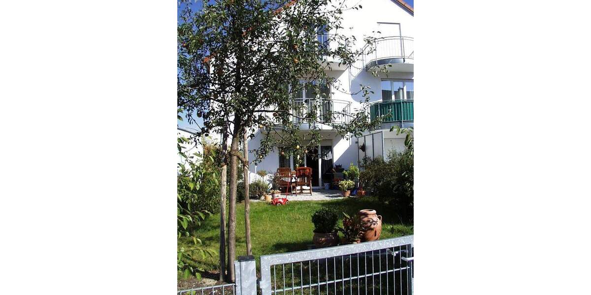 Gemütliche 2-Zimmer-Wohnung in ruhigem 6-Parteien-Haus 2 zimmer