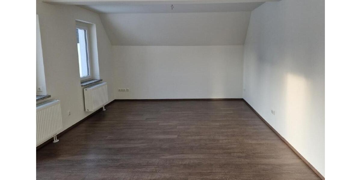 Einfamilienhaus Crinitzberg - 4 Zimmer, 100 m&sup2;, 790&euro; | Angebot:26119746