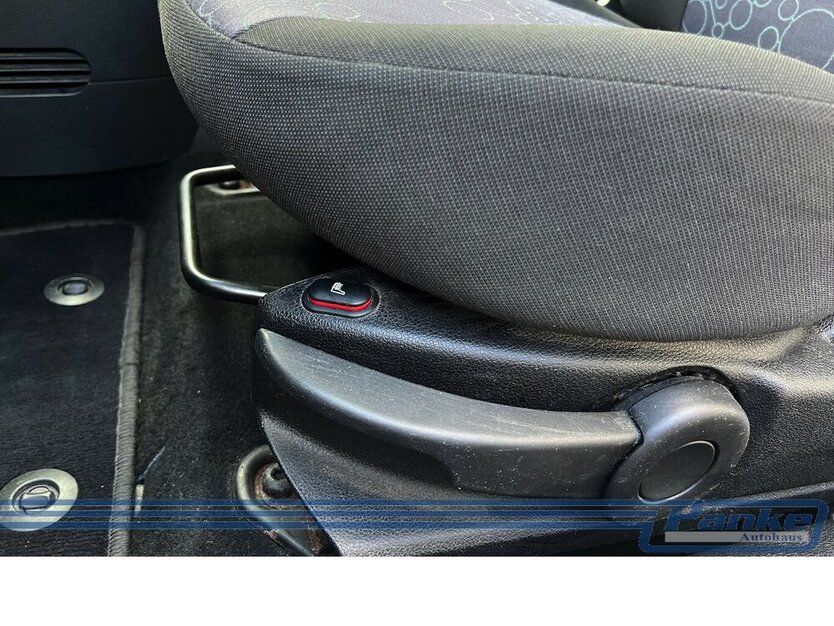 Ford Fiesta Ambiente 1.3*Radio/CD*AUX*Klima* 245.511 km 1.790 € Berlin 13187