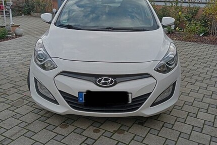 Hyundai i30 53.000 km 10.000 € Weil am Rhein 79576