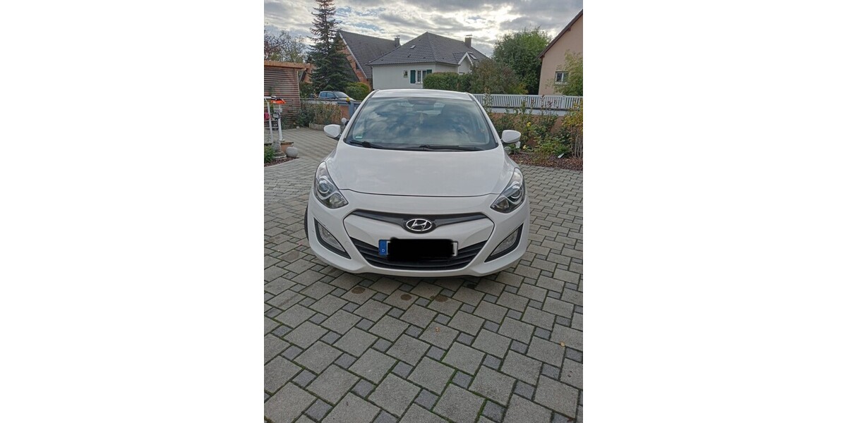Hyundai i30 53.000 km 10.000 &euro; Weil am Rhein 79576