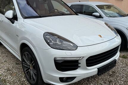 Porsche Cayenne 185.000 km 31.900 &euro; Nürnberg 90429