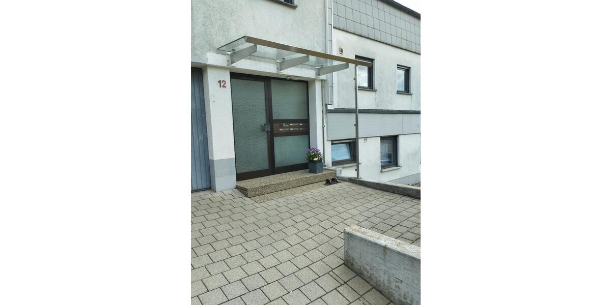 Dachgeschoßwohnung Lenningen - 3 Zimmer, 58 m&sup2;, 600&euro; | Angebot:26646778