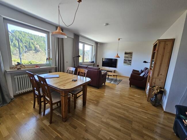 Einfamilienhaus Hellenthal - 7 Zimmer, 236 m&sup2;, 585.000&euro; | Angebot:26220581