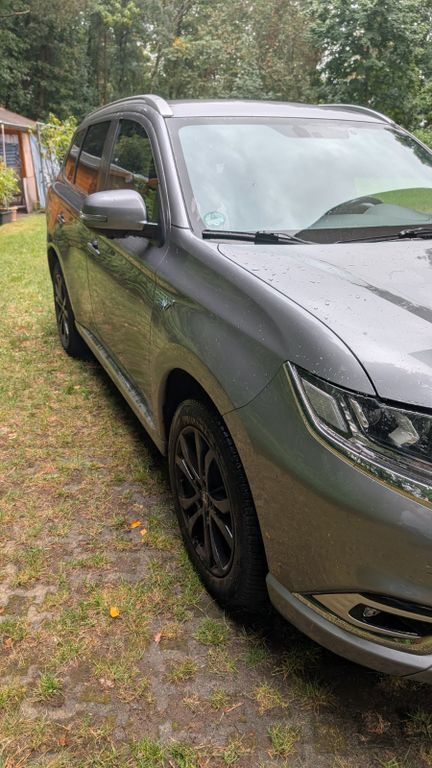 Mitsubishi Outlander 68.000 km 22.100 € Marburg 35039