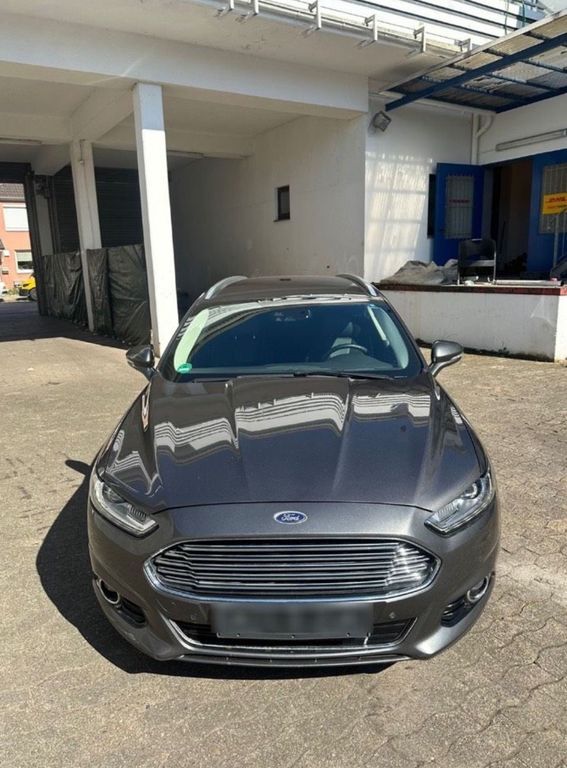 Ford Mondeo 246.000 km 10.800 € Delmenhorst 27755