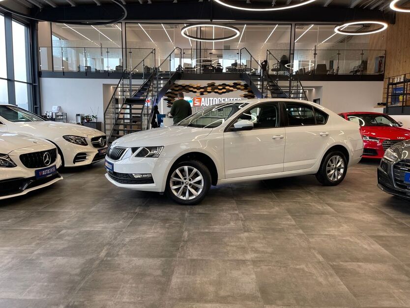 Skoda Octavia 25.000 km 15.490 € Pfaffenhofen 85276