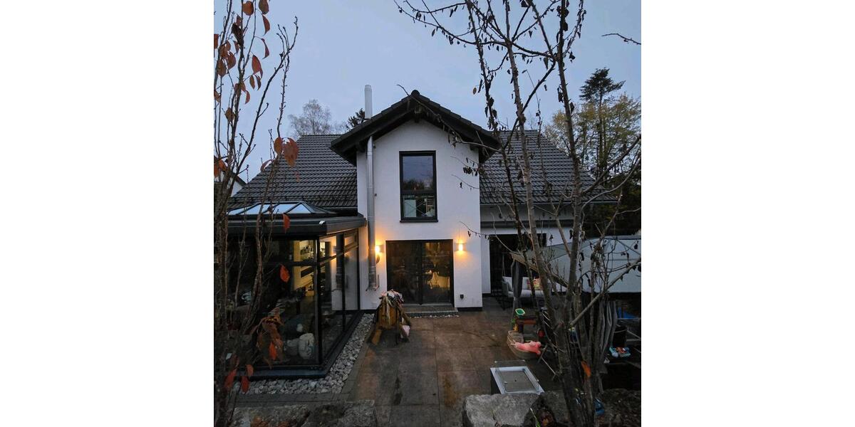 Einfamilienhaus Netphen - 7 Zimmer, 208 m&sup2;, 649.000&euro; | Angebot:26767540