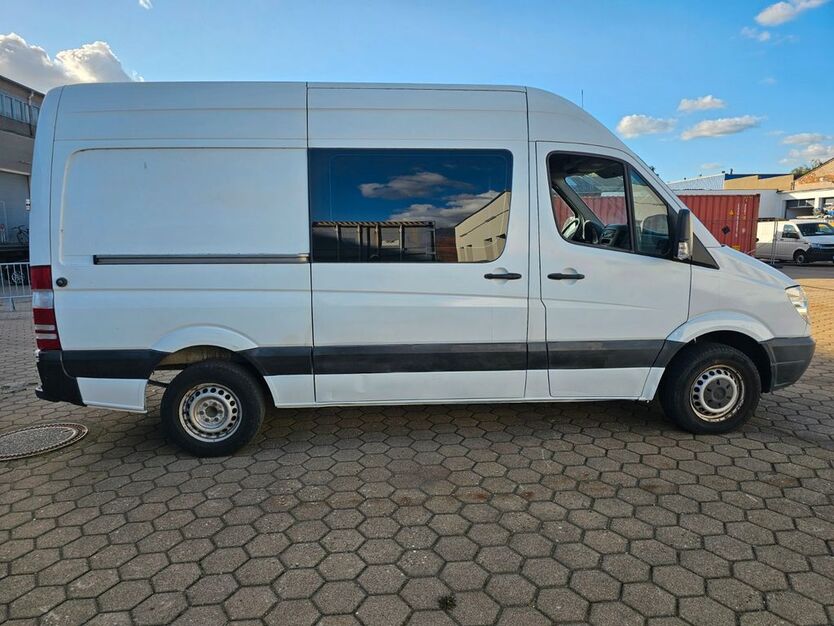 Mercedes-Benz Sprinter 176.000 km 7.499 € Hamburg 21029
