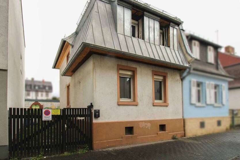 Haus zum Kaufen in Frankfurt 299.000 € 72.87 m²